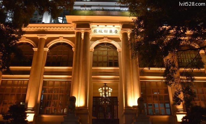 广东省财政厅大楼夜景